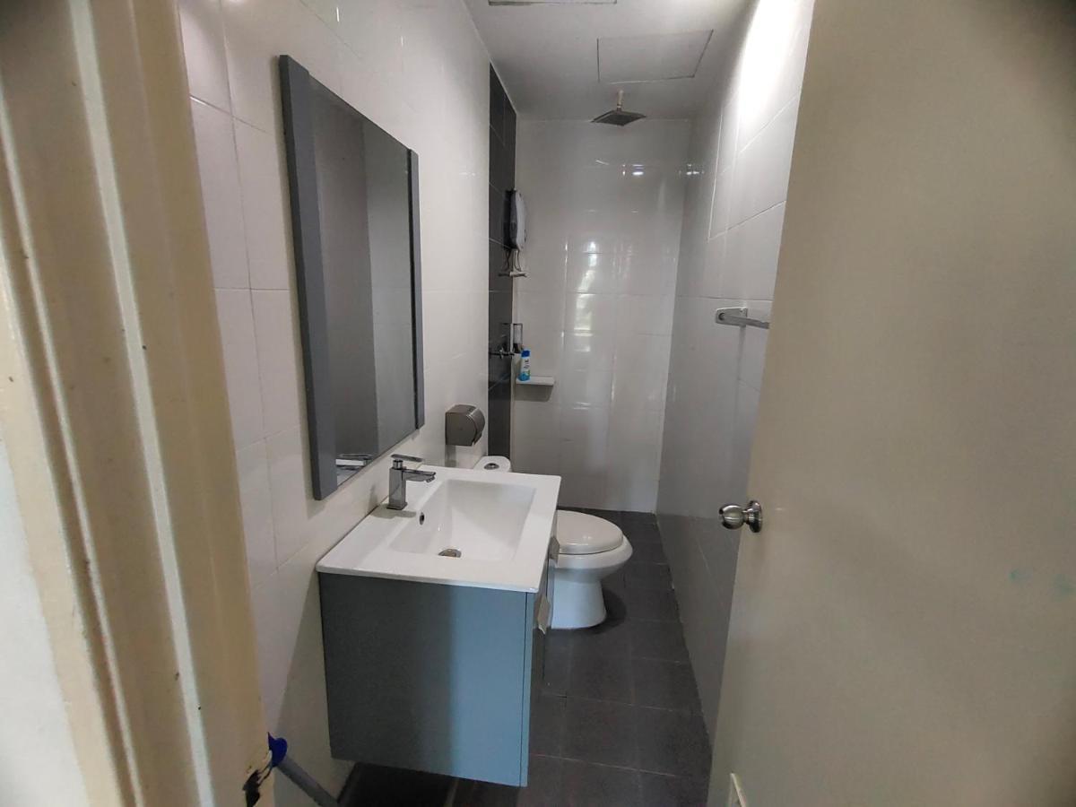 2 Rooms Homestay Deviana Wakaf Che Yeh كوتا بْهارو المظهر الخارجي الصورة